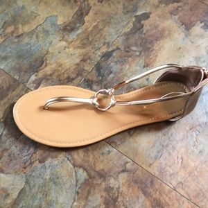🎀 Brand New, Never Worn👣, Rose Gold Sandals💋👡